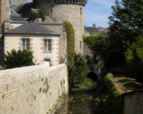 Alençon - Hôtel L'Ile de Sées