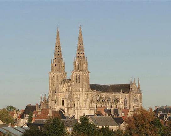 Cathédrale Notre-Dame de Sées - Hôtel L'Ile de Sées