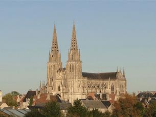 Cathédrale Notre-Dame de Sées - Hôtel L'Ile de Sées